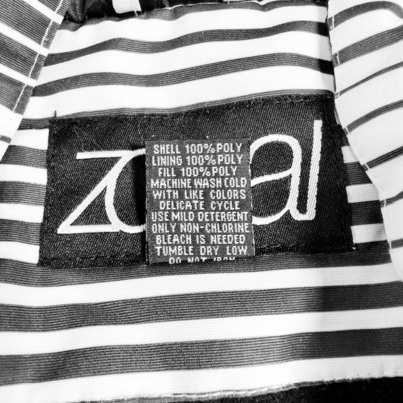 VTG Zonal Hooded Snowboard Jacket M Geo Stripe Waterproof Streetwear Techwear - Picture 4 of 10